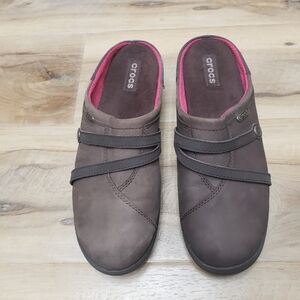 Crocs Women's Brown Slip-On Clog Shoes Size 10